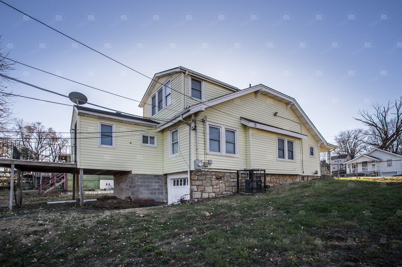 4309 College Ave - Photo 3 of 26