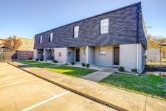 105 Se Gardens Blvd - Photo 1 of 1