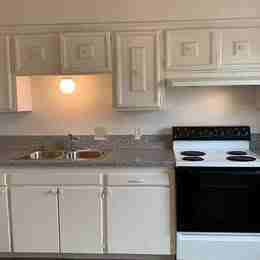 4421 East Hedges Avenue - Photo 3 of 6