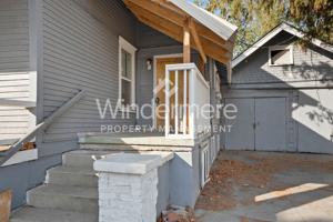 featured image of 1723 E Mission Ave