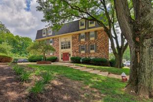 Arlington Pointe - Photo 1 of 1