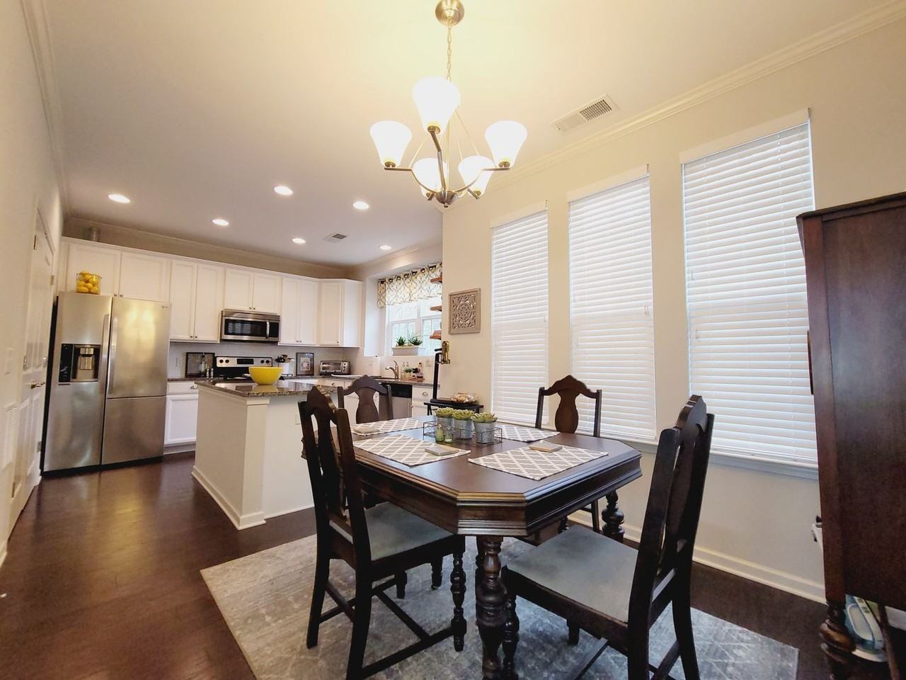 101 Prairie View Ct - Photo 3 of 16