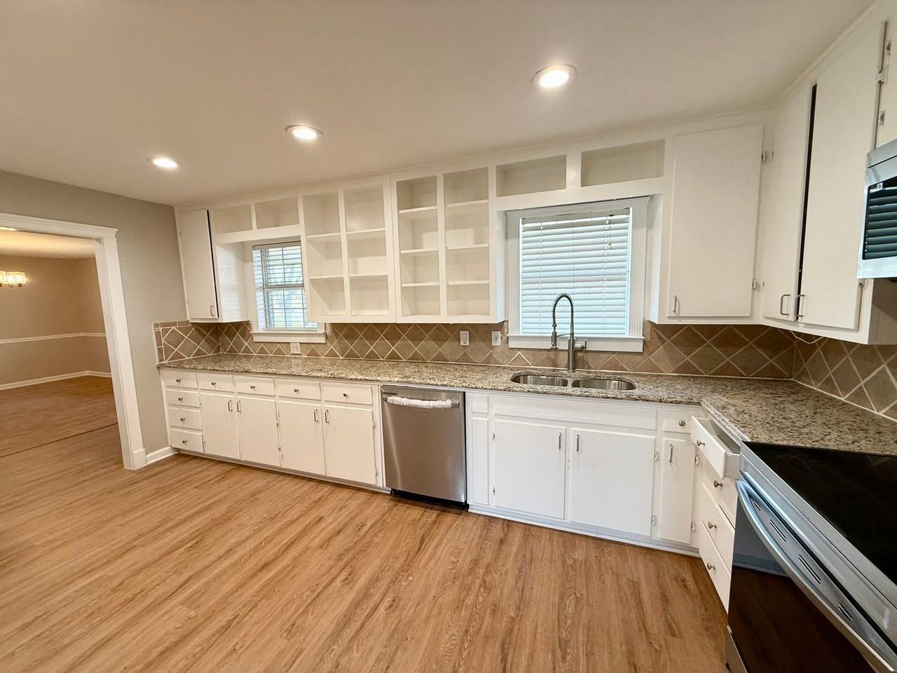 207 Estates Dr - Photo 6 of 20