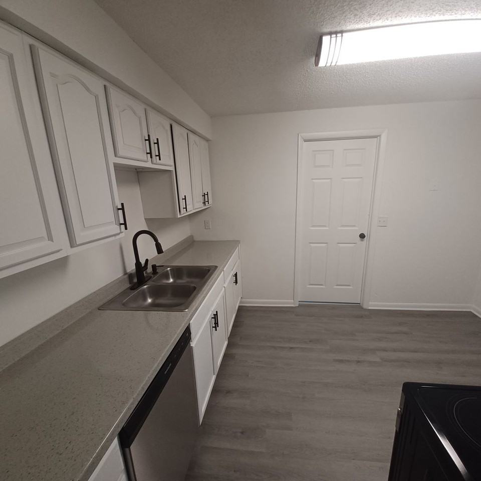 5979 Martin Luther King Jr Drive - Photo 7 of 25