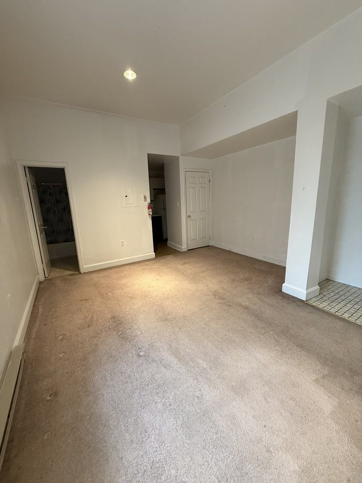 Peartree - Photo 2 of 6