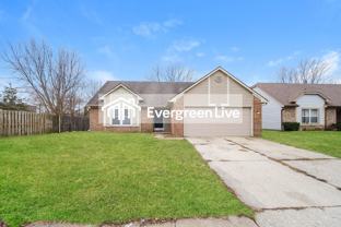 11133 Hunters Blvd - Photo 1 of 1