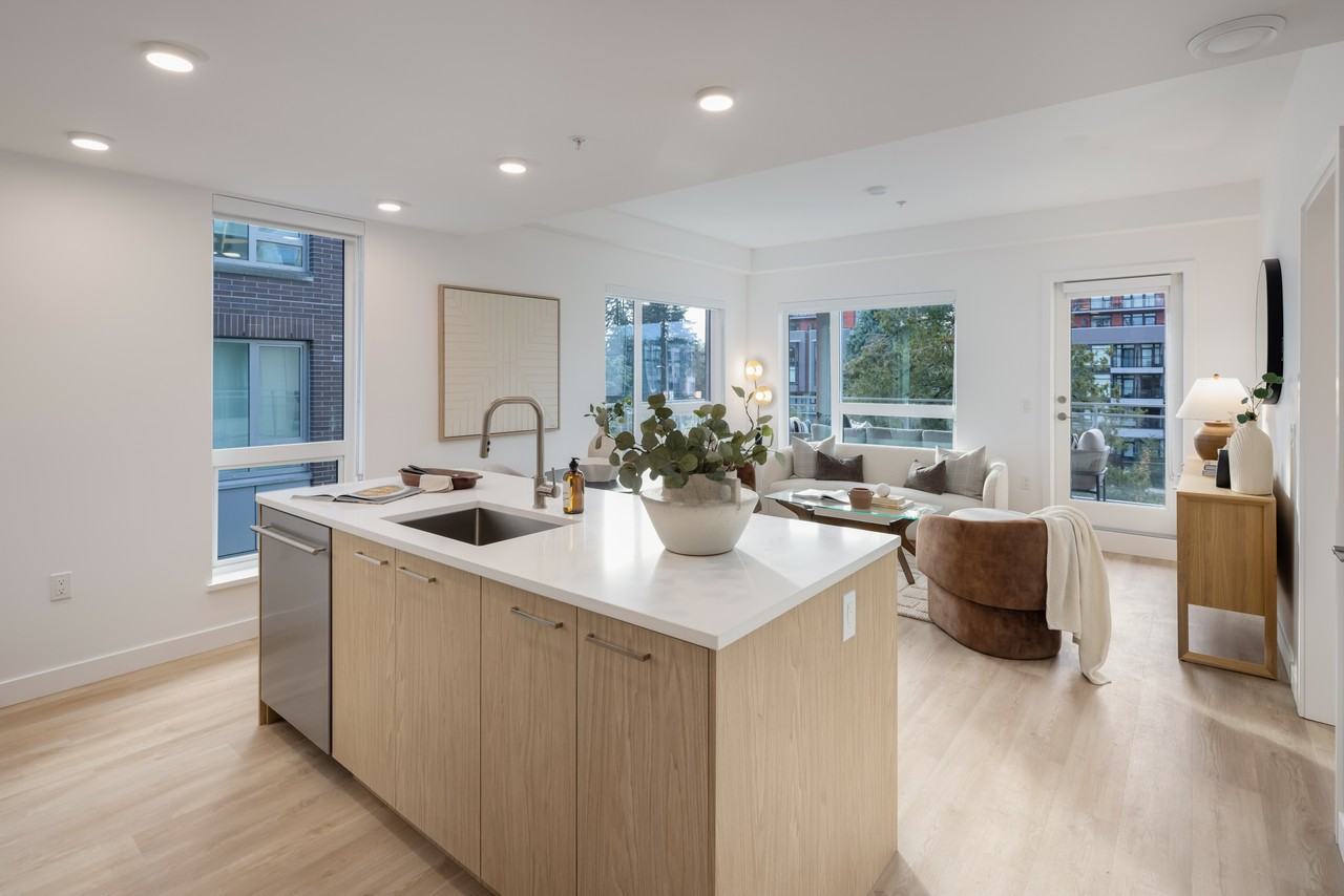 4118 Cambie Street - Photo 4 of 16