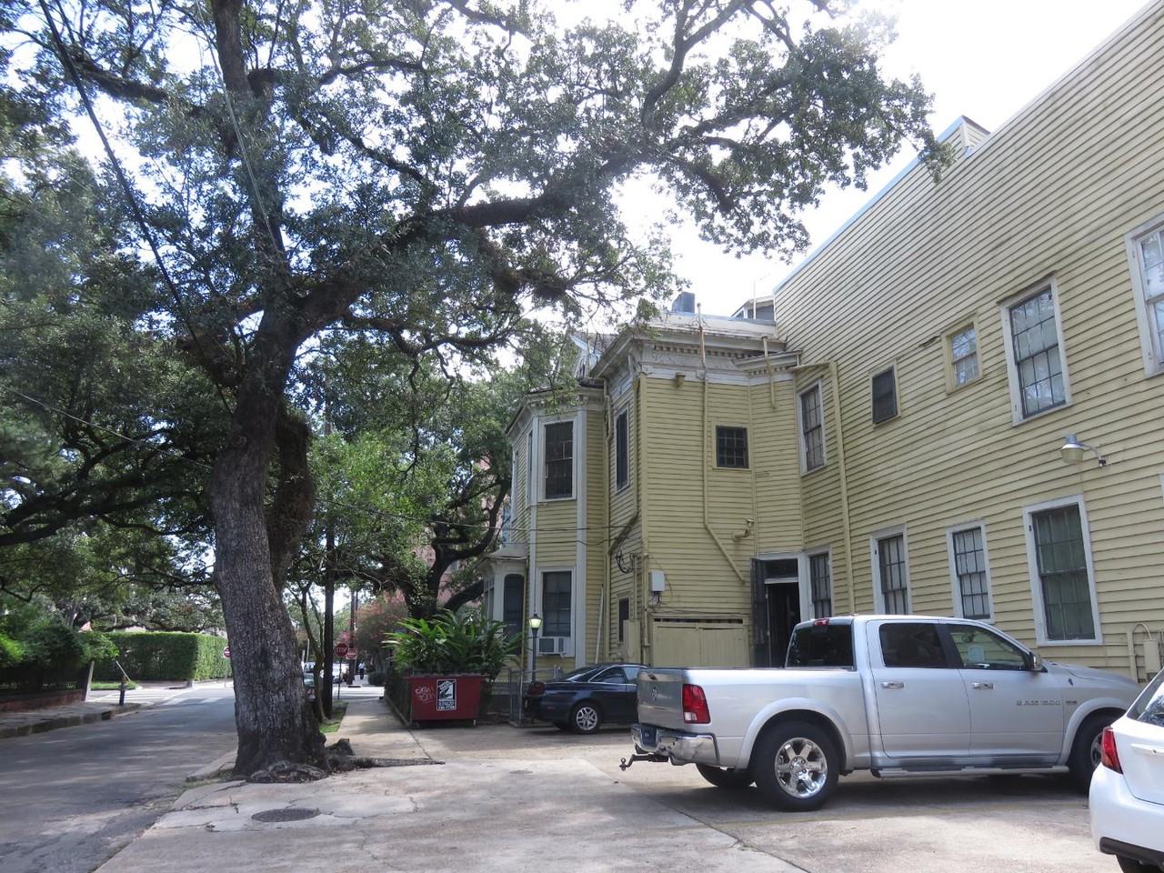 Jackson Avenue Building - Photo 5 of 10