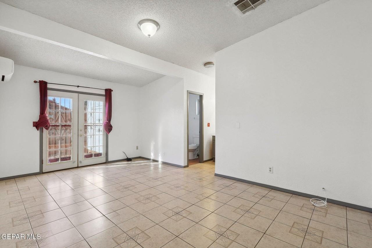 6032 Belladonna Cir #NA - Photo 3 of 6