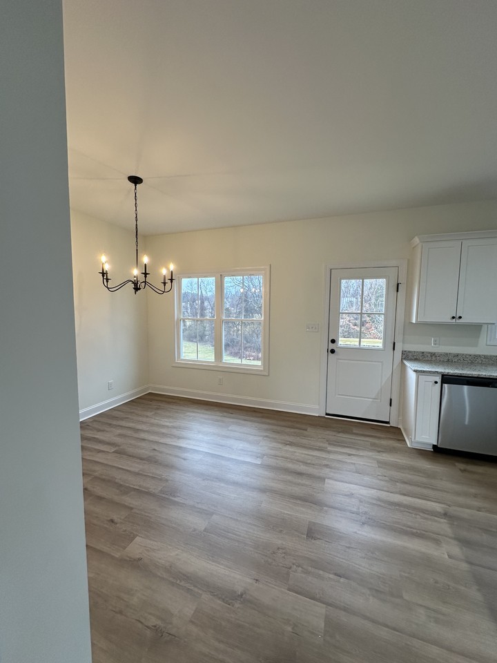 1015 Piedmont St #A - Photo 6 of 21