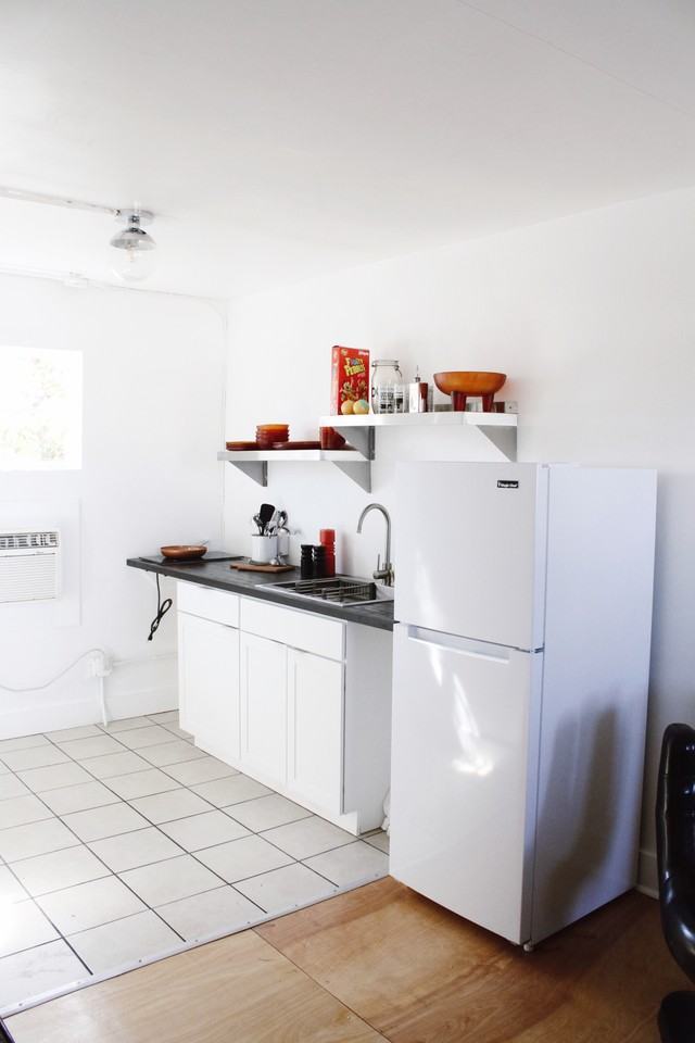 8400 E Colfax Ave #11 - Photo 6 of 8