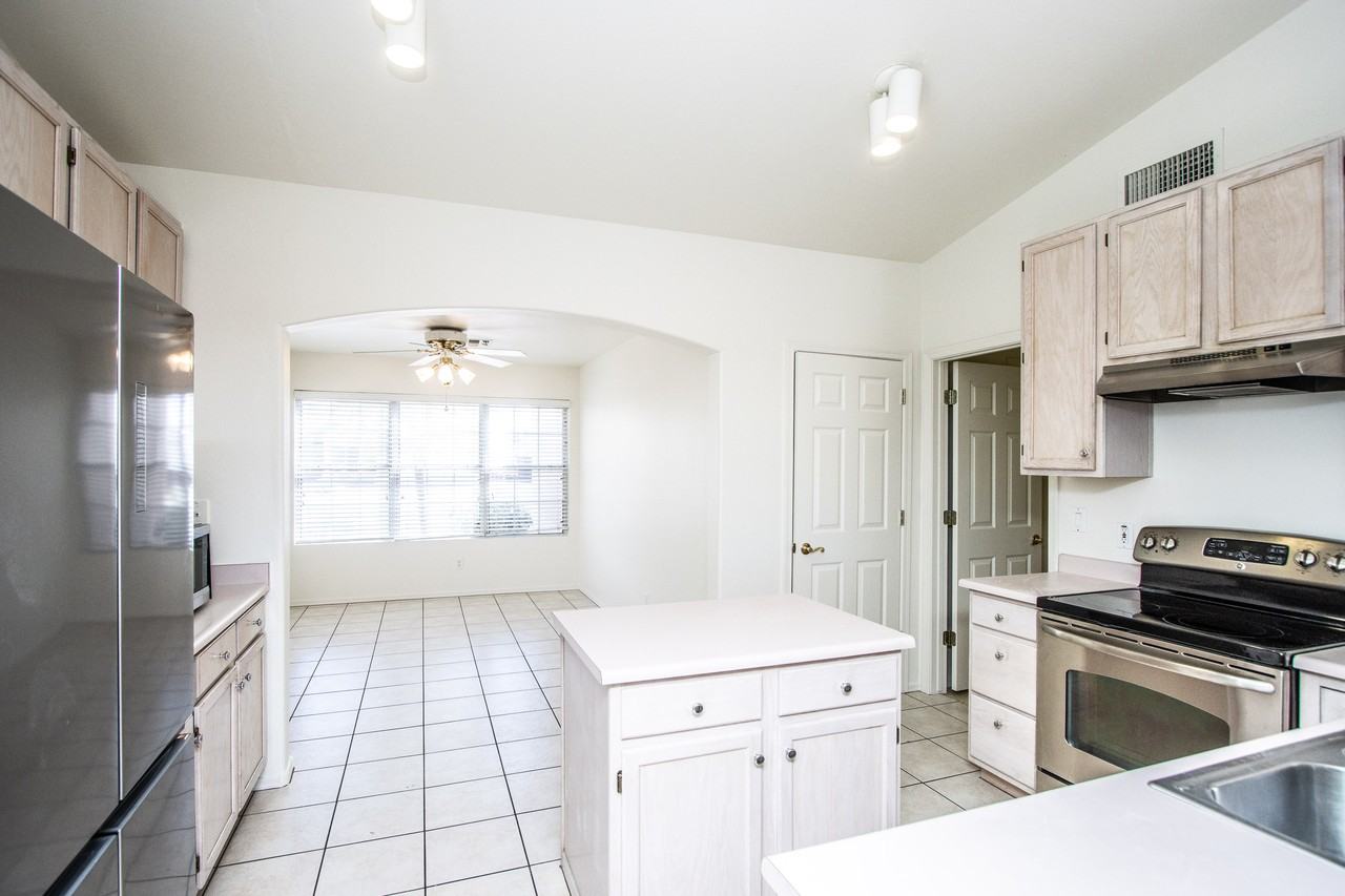 5034 E Diamond Ave #NA - Photo 5 of 24