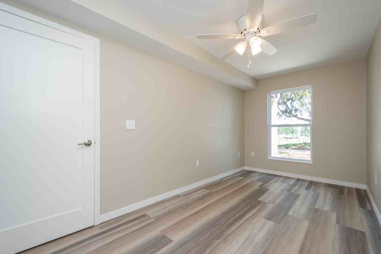 199 6th St #18 - Photo 6 of 15