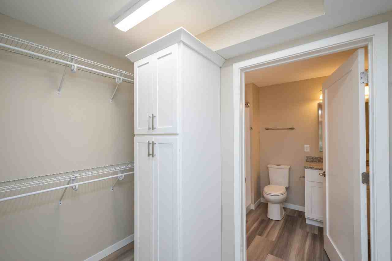 199 6th St #18 - Photo 7 of 15