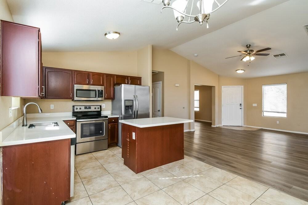 28953 N Coal Ave - Photo 6 of 15