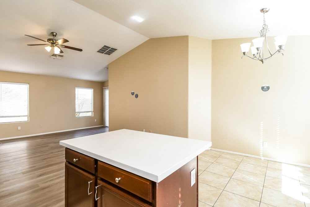 28953 N Coal Ave - Photo 7 of 15