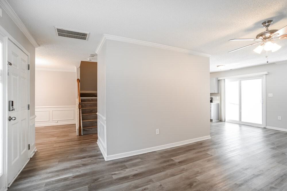 4530 Fox Thorne Dr - Photo 5 of 17