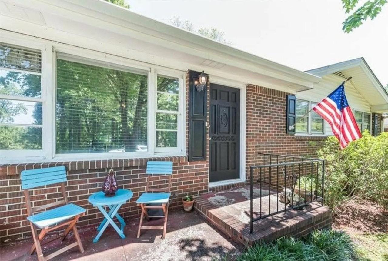 6101 Pine Terrace Dr - Photo 3 of 9