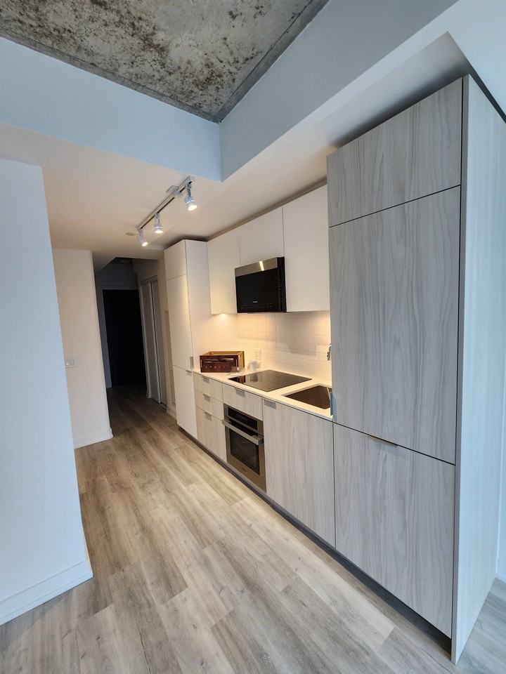 28 Eastern Avenue #212 - Photo 2 of 14