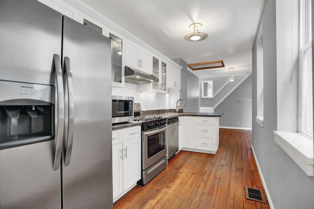1409 Covington St - Photo 2 of 36