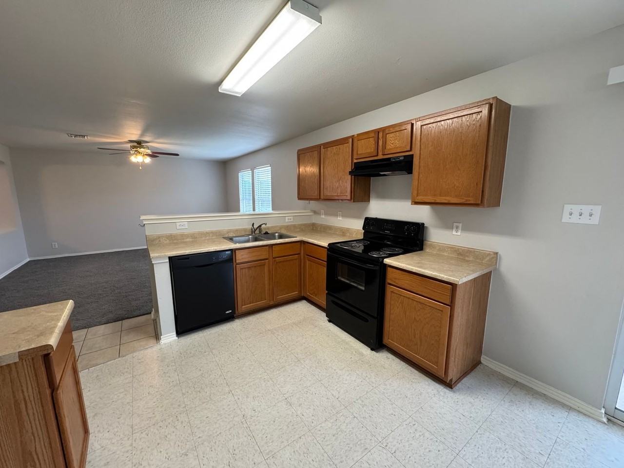 9714 Ceremony Cv - Photo 5 of 25