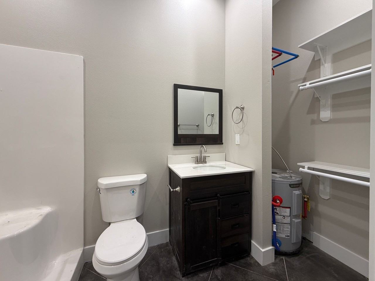 2110 Case St - Photo 7 of 18