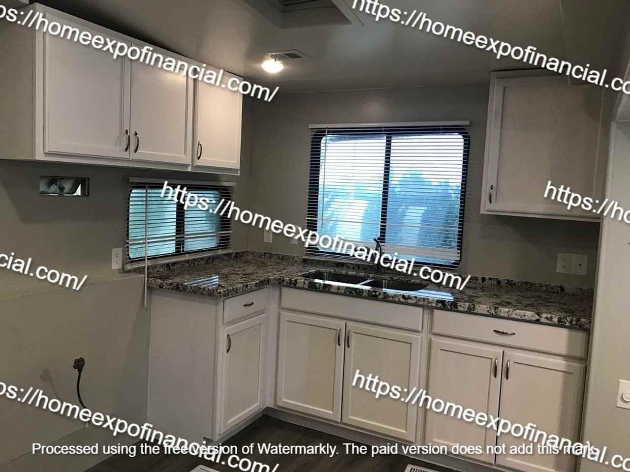 906 Acorn Dr - Photo 3 of 27