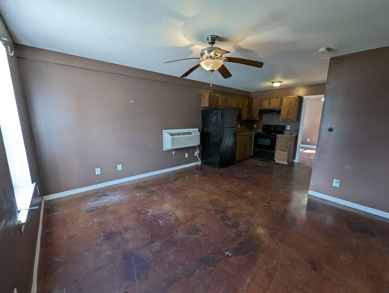 1/1 Energy Efficient Affordable duplex - Photo 2 of 6