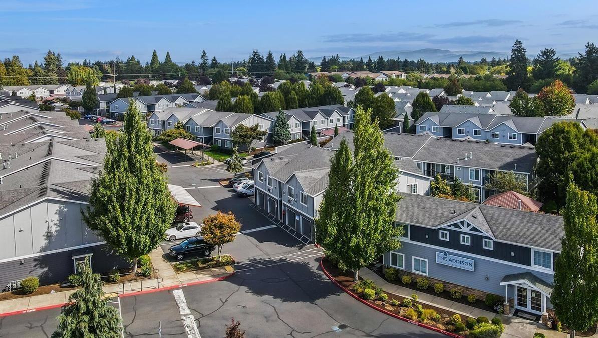 7531 Ne 18th St - Photo 5 of 20