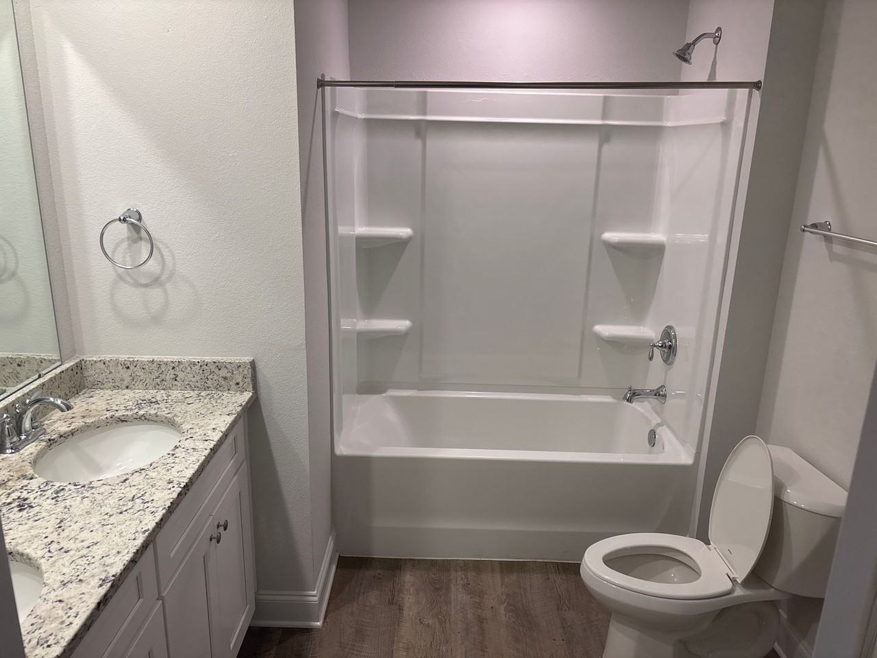 18058 Big Leaf Dr - Photo 5 of 15