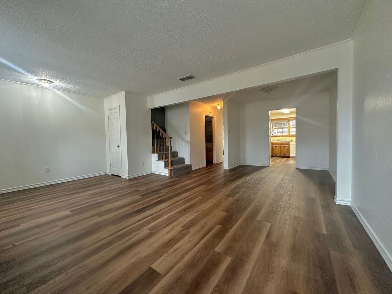 6222 Gould Pl - Photo 5 of 16