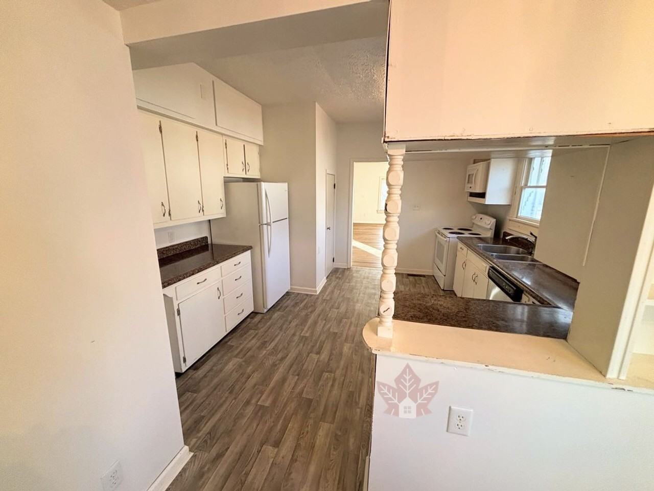 4523 S Harmon St - Photo 6 of 21