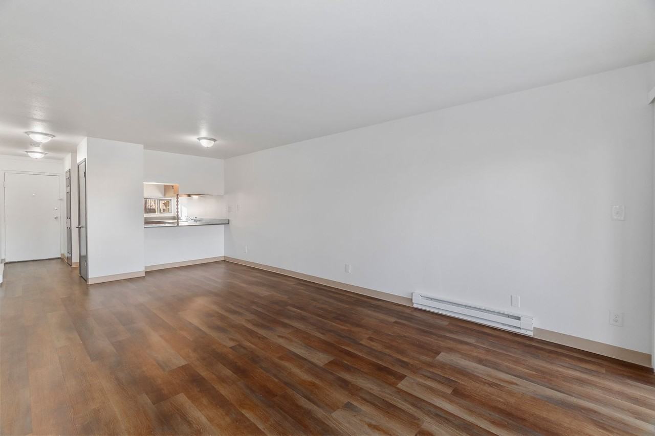 Horizon West Apts - Photo 3 of 10