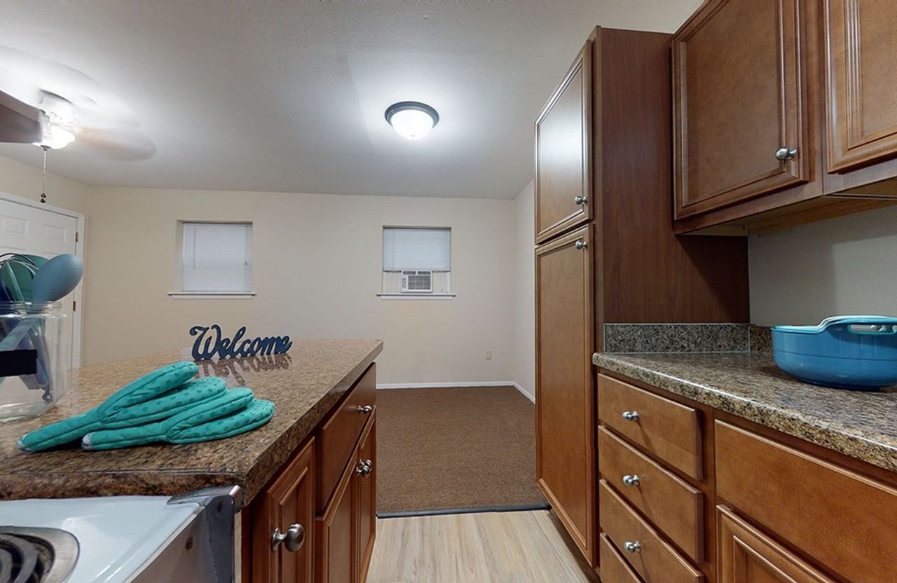 Bucktown Wharf - Photo 6 of 27