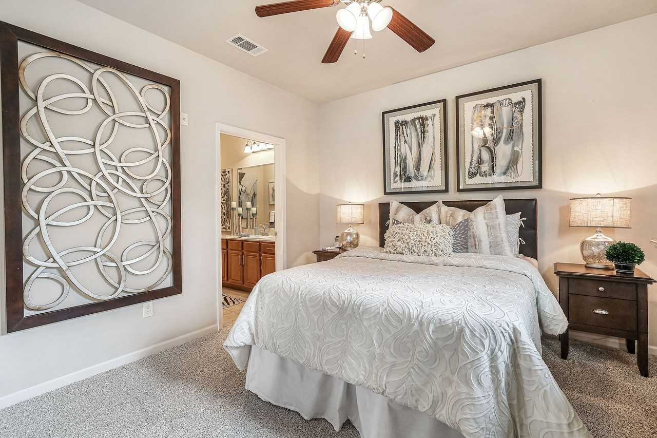 Brewster Commons - Photo 7 of 23