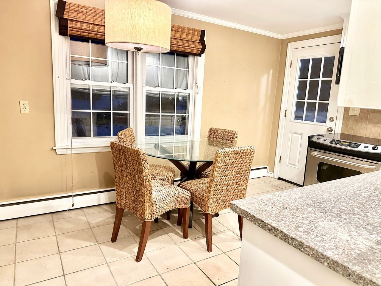 6 West Commonwealth Drive - Photo 7 of 28