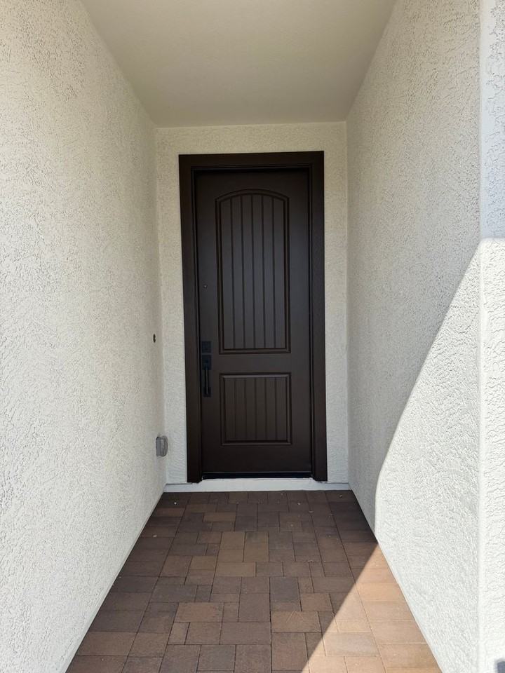 7606 W Smoketree Dr - Photo 2 of 39