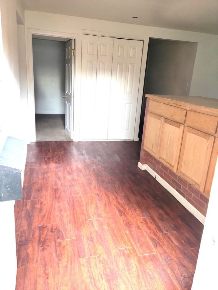 (1915 11th Ave) - Photo 2 of 9