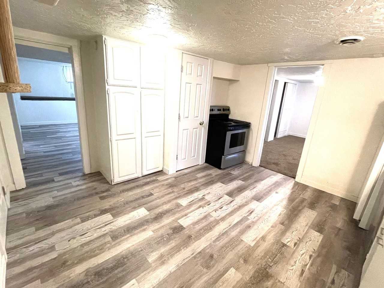 (2001 9th Ave) - Photo 4 of 31