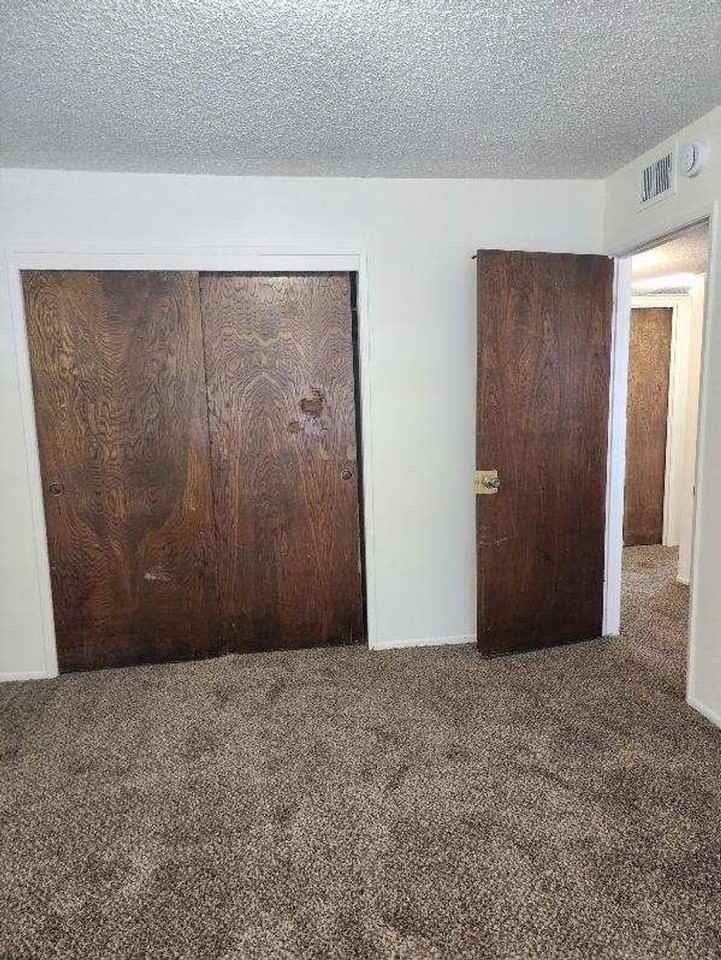 5101 Appleblossom Dr #06 - Photo 6 of 12