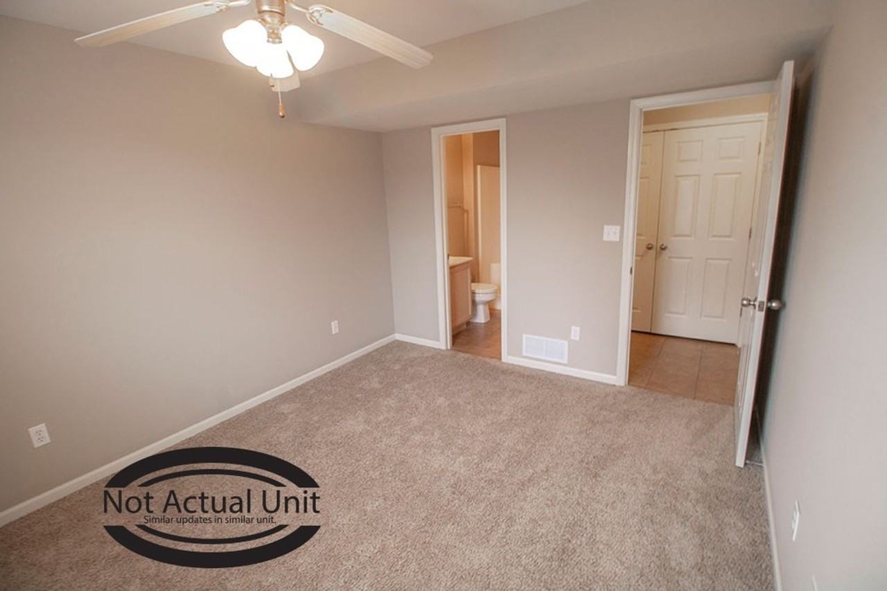 3911 Snowy Owl Dr - Photo 2 of 36