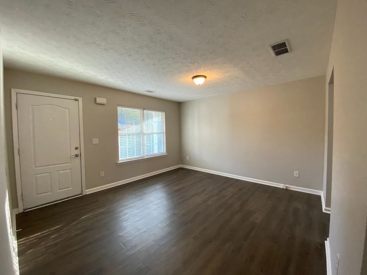 10 Cody Cir - Photo 2 of 9