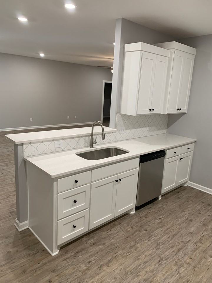 2925 Gillis Dr - Photo 6 of 16