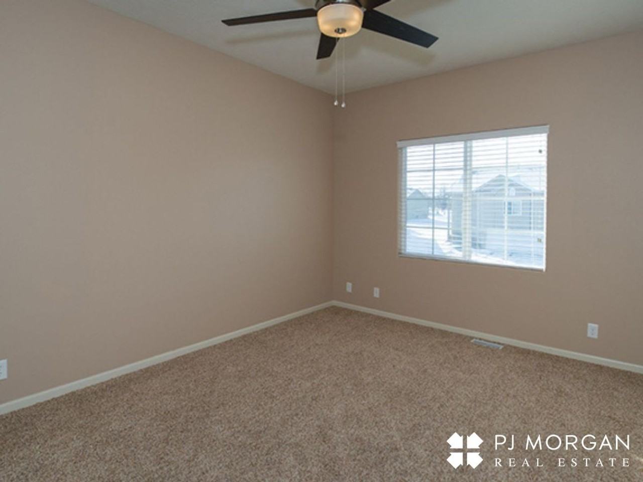 18958 L St - Photo 6 of 11