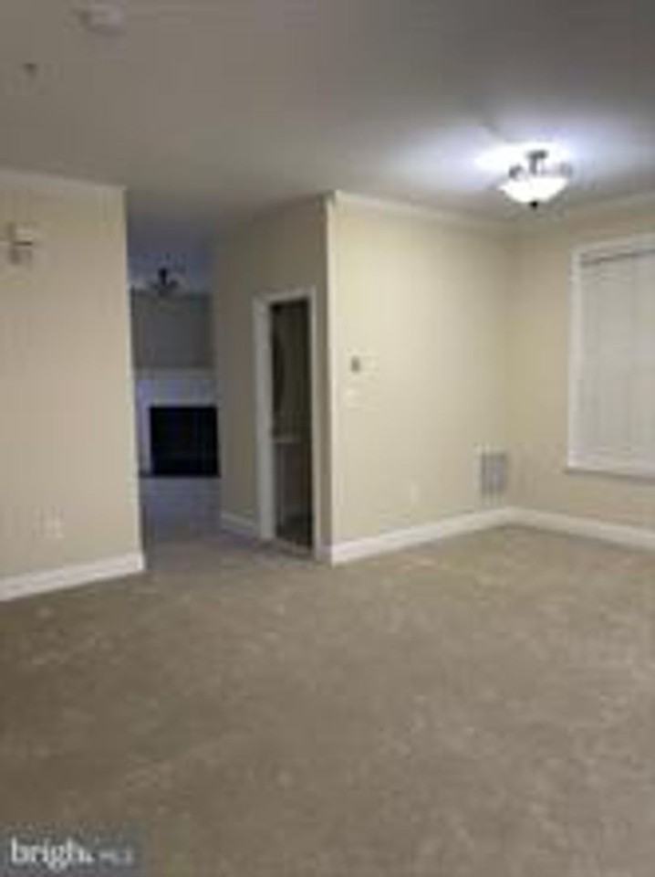 620 Kingfisher Ave - Photo 5 of 39
