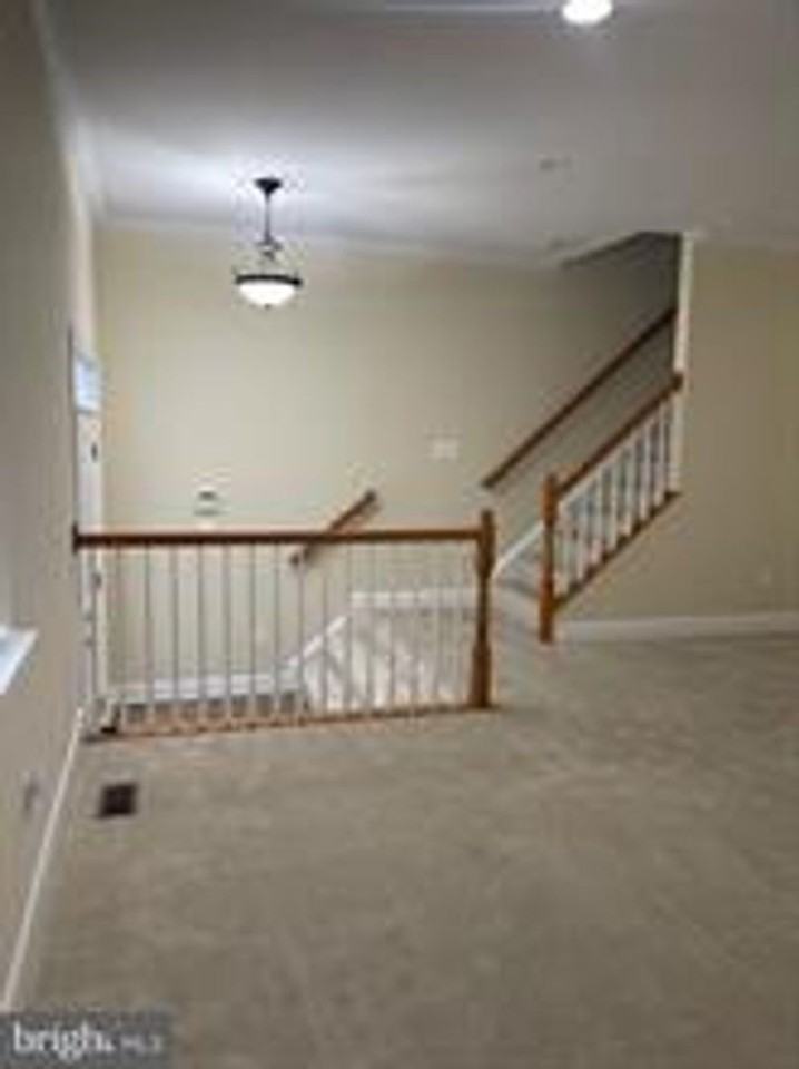 620 Kingfisher Ave - Photo 6 of 39