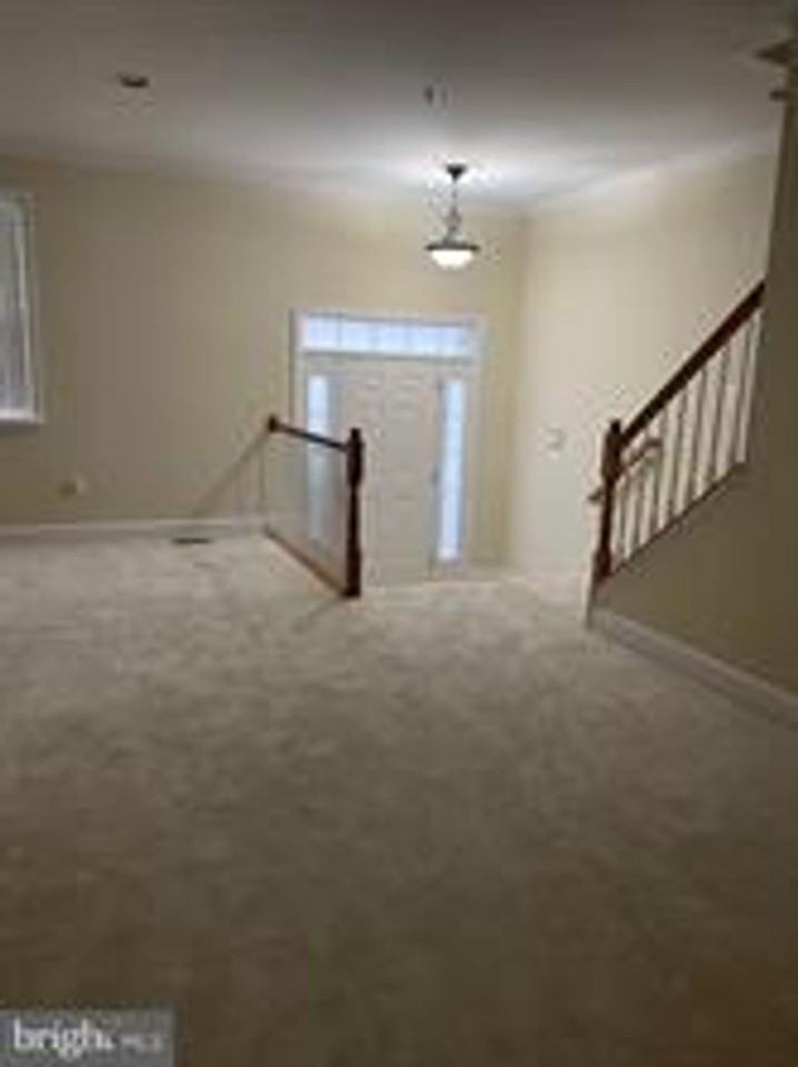 620 Kingfisher Ave - Photo 7 of 39