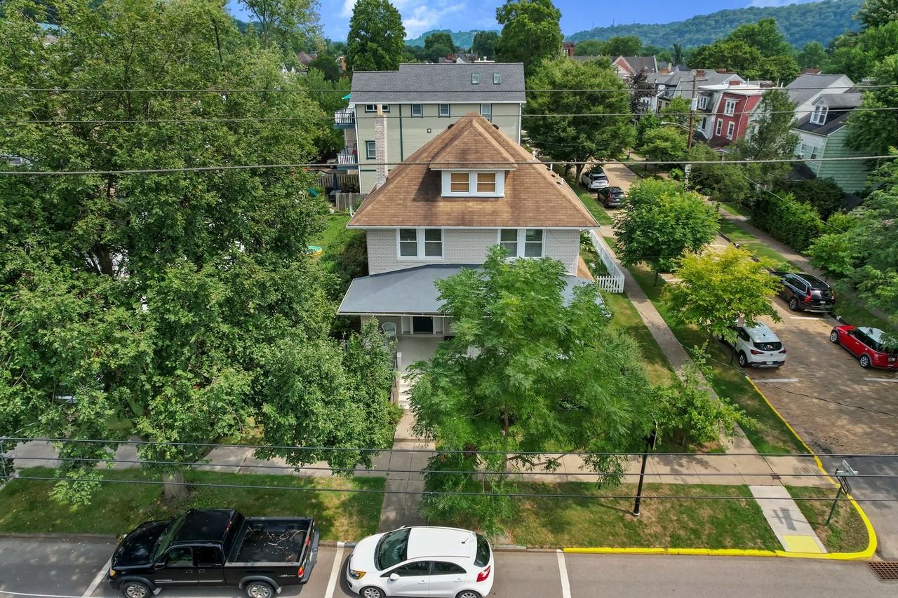 300 Western Ave - Photo 3 of 24