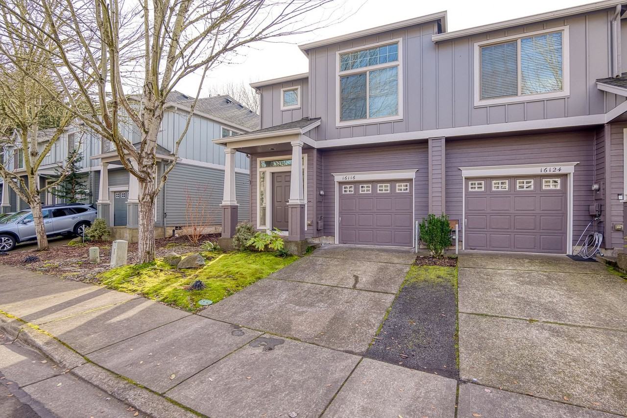 16116 Sw Holland Ln - Photo 2 of 20