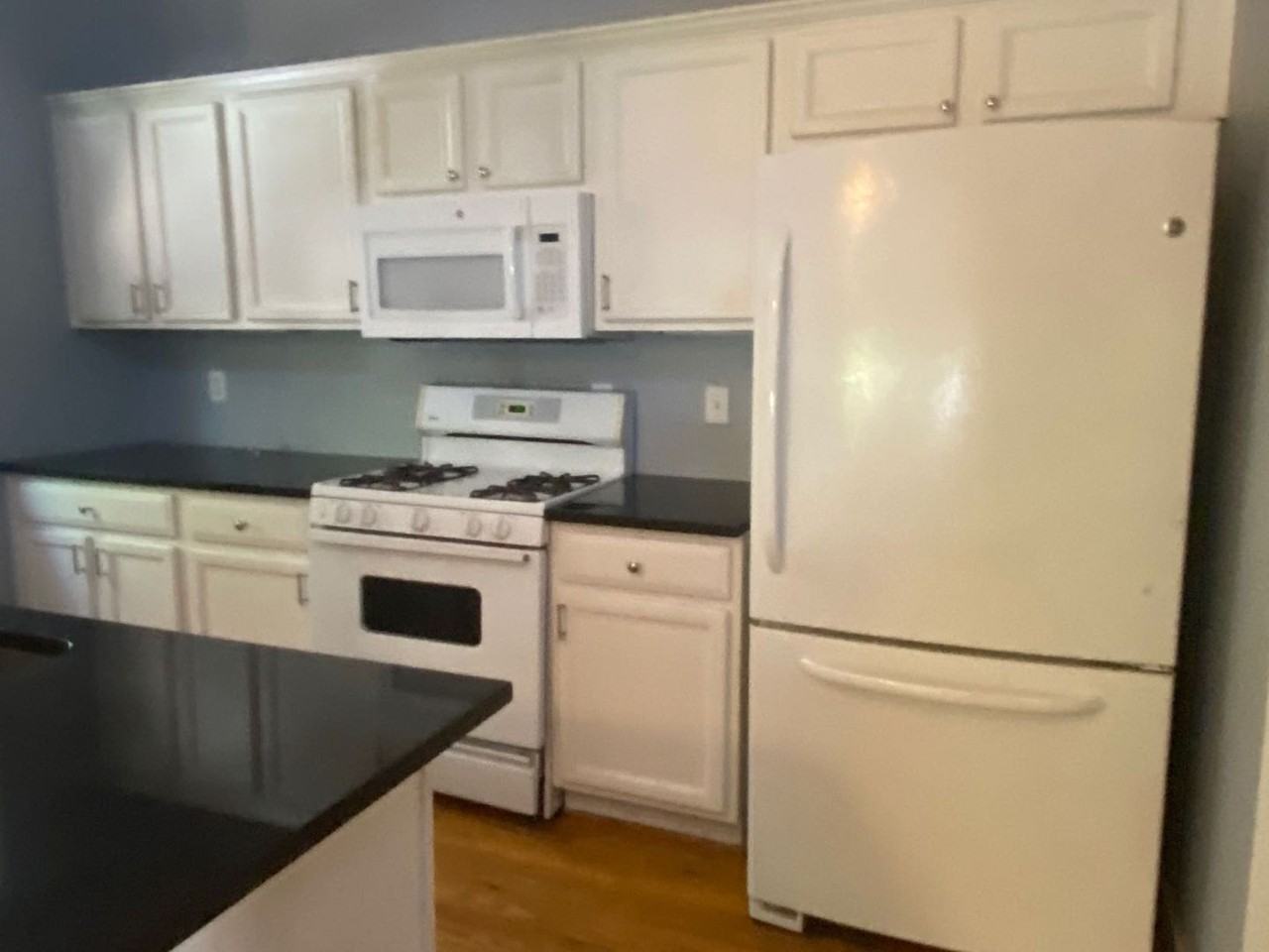 35 Graymont Cir - Photo 7 of 21